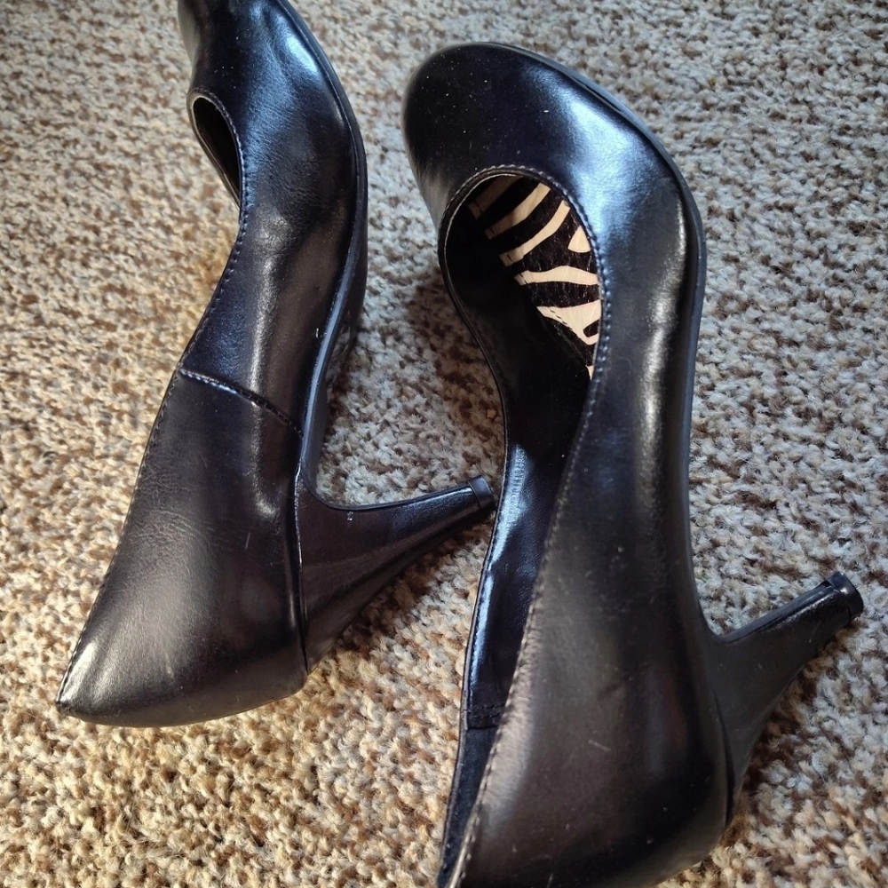 btw (By The Way)Black 3" heels size 7